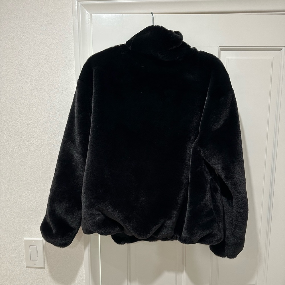NWOT Nike NSW Black Fur Plush Jacket with Swoosh Logo - Picture 3 of 6